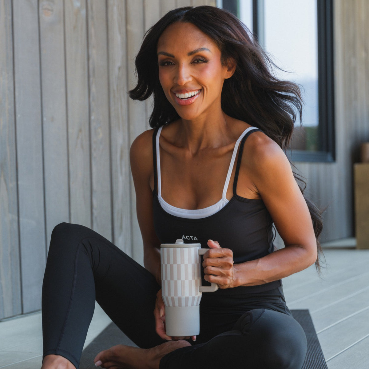 HYDROJUG Value | HydroJug Traveler 20oz - Latte