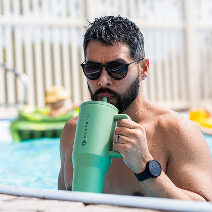HYDROJUG Deals | HydroJug Traveler 32oz - Leakproof Insulated Tumbler with Handle – Sage