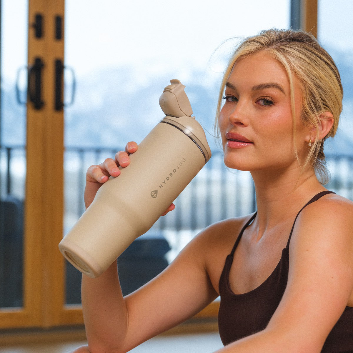 HYDROJUG Classic | HydroJug Ease2o 32oz - Compact Water Bottle with Straw & Chug Spout – Dune